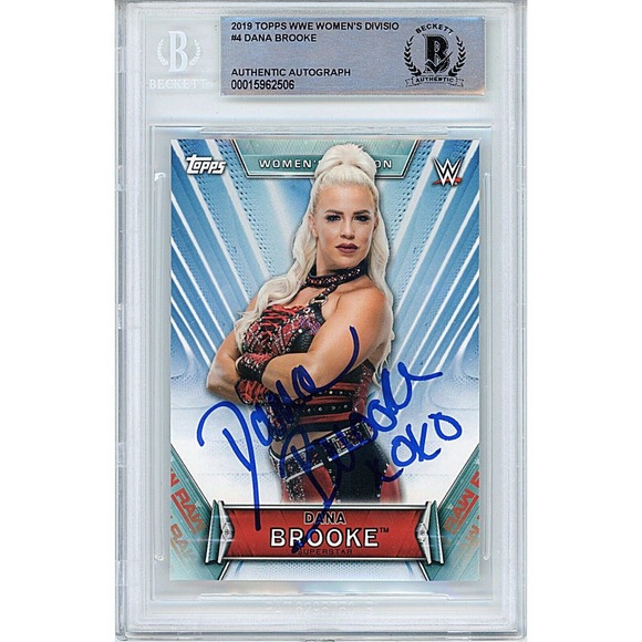 Dana Brooke Autograph 2019 Topps WWE Women's Division Wrestling Card - Beckett - Picture 1 of 4